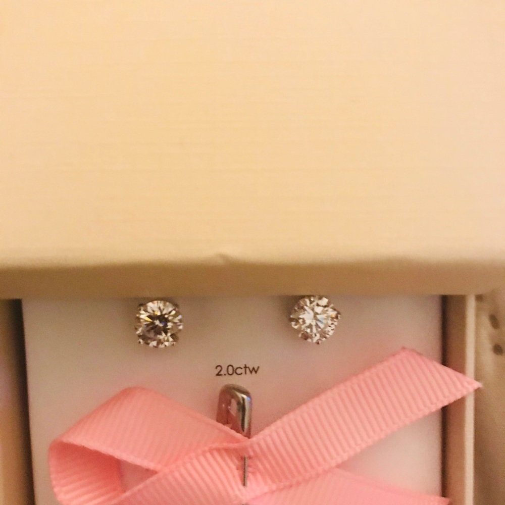 !!! SOLD !!! Diamonique SterlingSilver